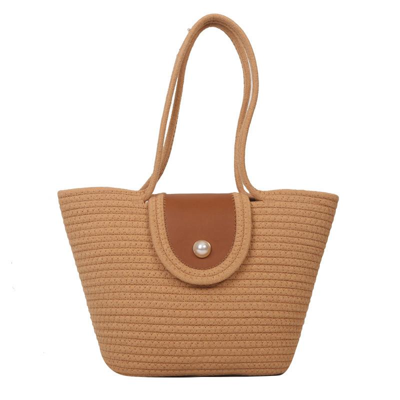 Chic Casual Tote Bag For Women In Trendy Off-white And Khaki Colors With Stylish Design
