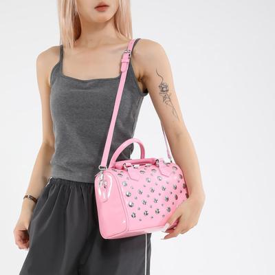 Mode Damenhandtaschen Neue lässige Persönlichkeit trendige coole Punkte Nieten Tragbare Kissenhandtasche Umhängetasche