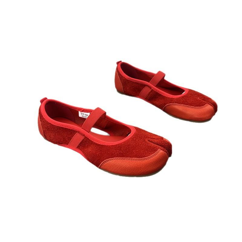 Sheepskin Version~ Split-toed Shoes Women's New 2025 Pig's Trotters Cross Shoes Feet Red Casual Belt Flat Shoes Mary Jane