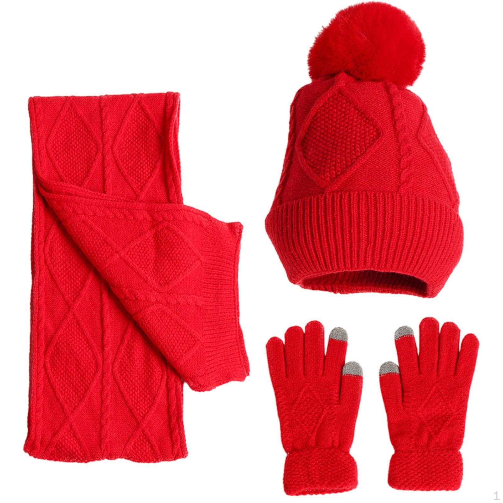 

Затишний комплект зимової шапки, шарфа, рукавичок – залишайтеся теплими та стильними червоний