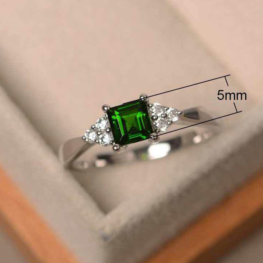 Groovy Ring Trendy Lady Square Cut Ring Engagement