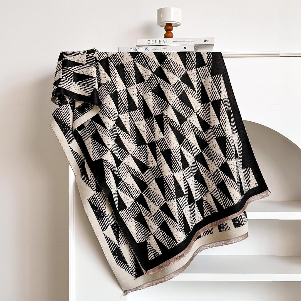 Women Winter Scarf Cashmere Pashmina Shawls and Wraps Soft Large Warm Blanket Fashion Print Lady Poncho Echarpe Bandana