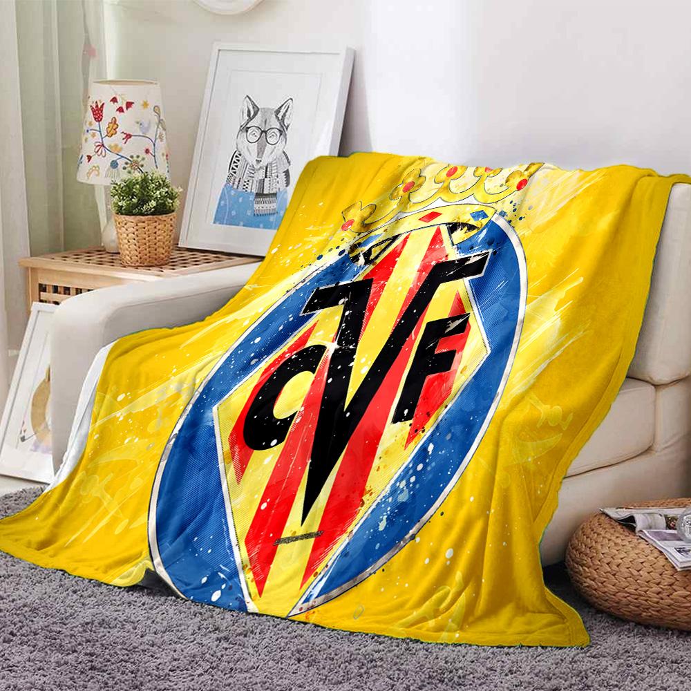 Club Vill-arreal Crest Design Flannel Blanket, Soft Polyester, Modern Design, All-Season for Camping, Travel, Gifts for holidays or birthdays