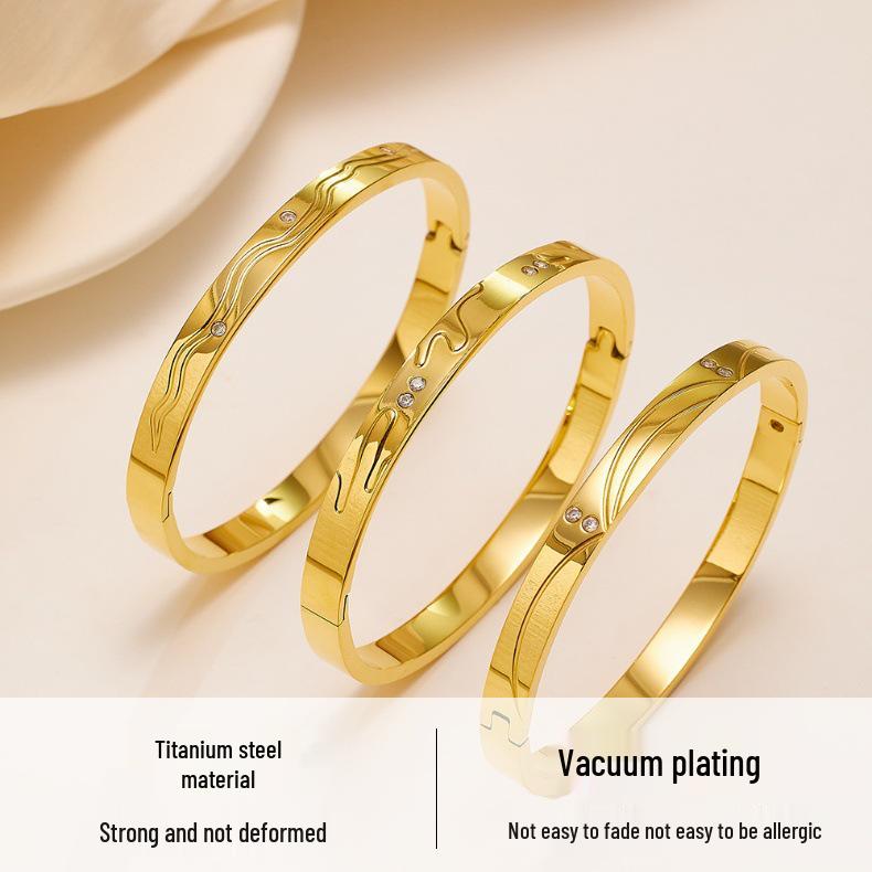 European Retro Zirconium & Titanium Bracelet - Fashionable, Versatile, Durable Gold Finish