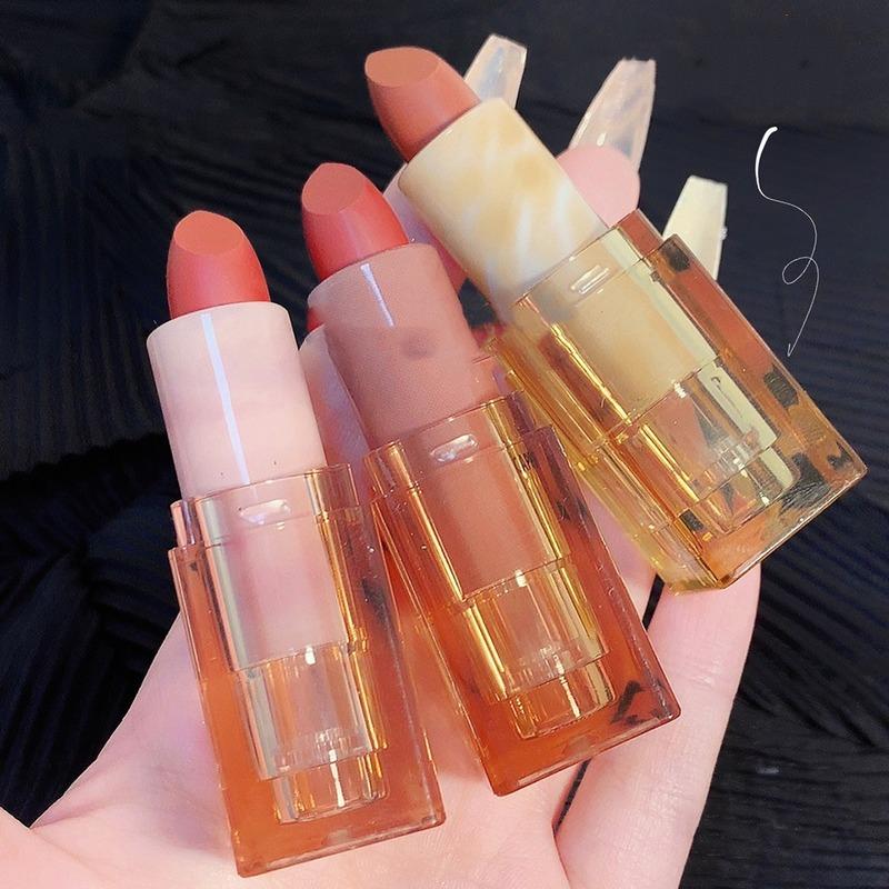 Rossetto opaco Velluto opaco impermeabile caldo tè marrone rossetto tubo trasparente rossetto sbiancante a lunga durata