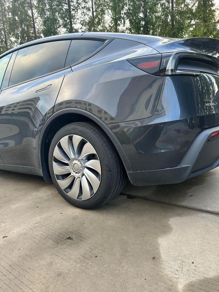 Model Y 19" Cyclone Wheel Hub Covers: Full Wrap, Anti-Scratch, Decorative Modification. Designed for the updated version.