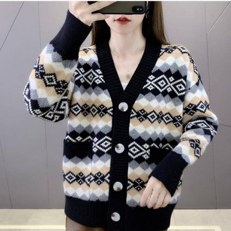 Womens Oversized Knit Cardigan With Vintage Boho Style Long Sleeve V-Neck Thick Warm Sweater