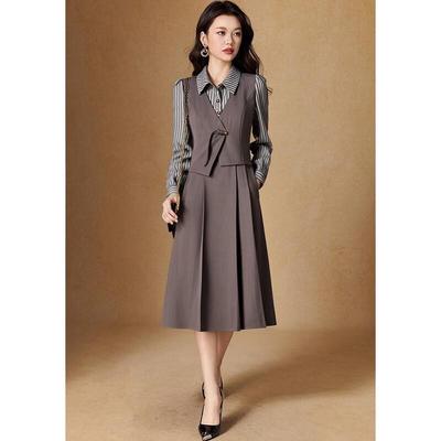 Elegancka Profesjonalna Sukienka w Paski Faux Two-Piece