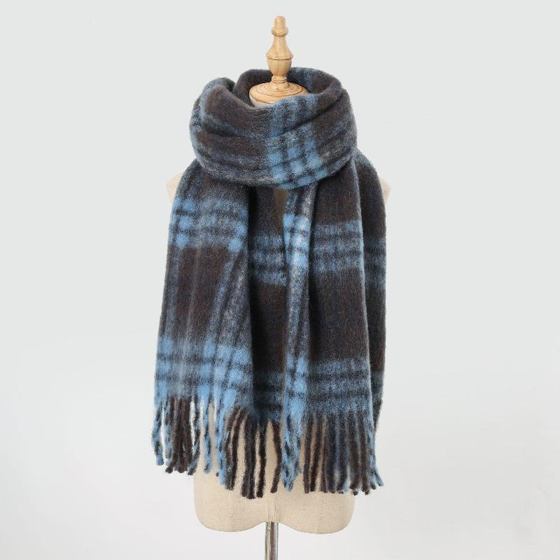 New autumn and winter retro plaid fringed scarf wool blended high-end versatile warm contrasting color plaid scarf
