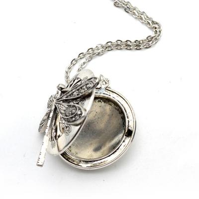 Vintage náhrdelník Retro přívěsek vážky Dlouhý náhrdelník Ručně vyráběné Boho Etnický styl Šperky pro ženy Denní nošení Dárky