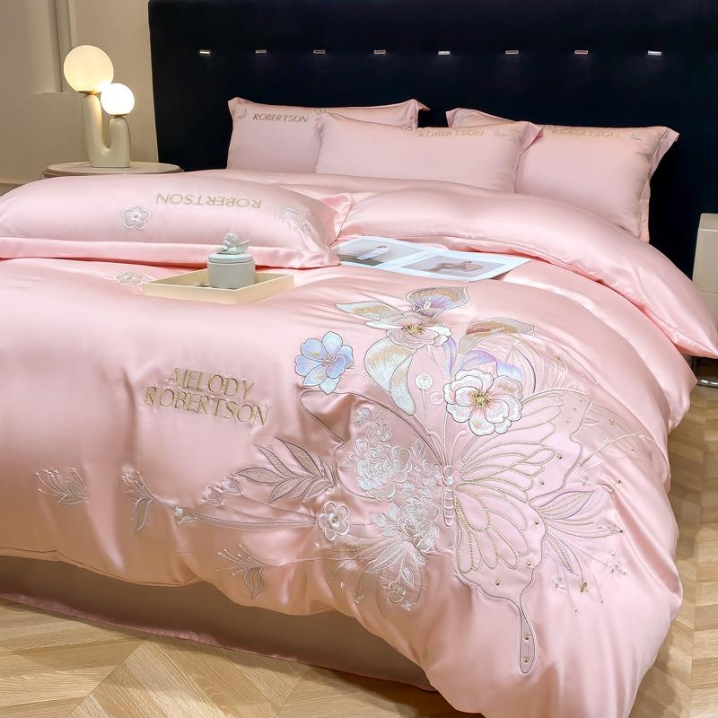 

Комплект постельного белья из ледяного шелка, четырехпредметный, вышивка, приятный к коже, дышащий, удобный, простыня, пододеяльник, наволочка 2.0m bed