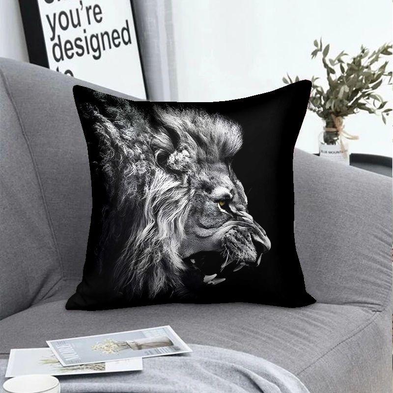 Black and White Personality Lion Pillowcase In The Wind Student Room Decorative Pillow Sofa Cushion Cover Boys Pillow Cover