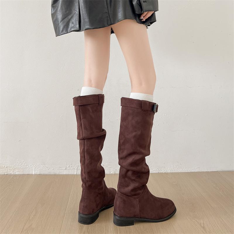 Brun designkänsla retro riddarstövlar dam 2025 höst nya superheta mode smala mode men knähöga stövlar