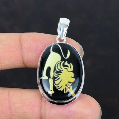 Sternzeichen Löwe in schwarzem Onyx Anhänger Astrologie Schmuck 925 Sterling Silber Anhänger handgefertigter Edelsteinanhänger Silber Löwe Horoskop Schmuck