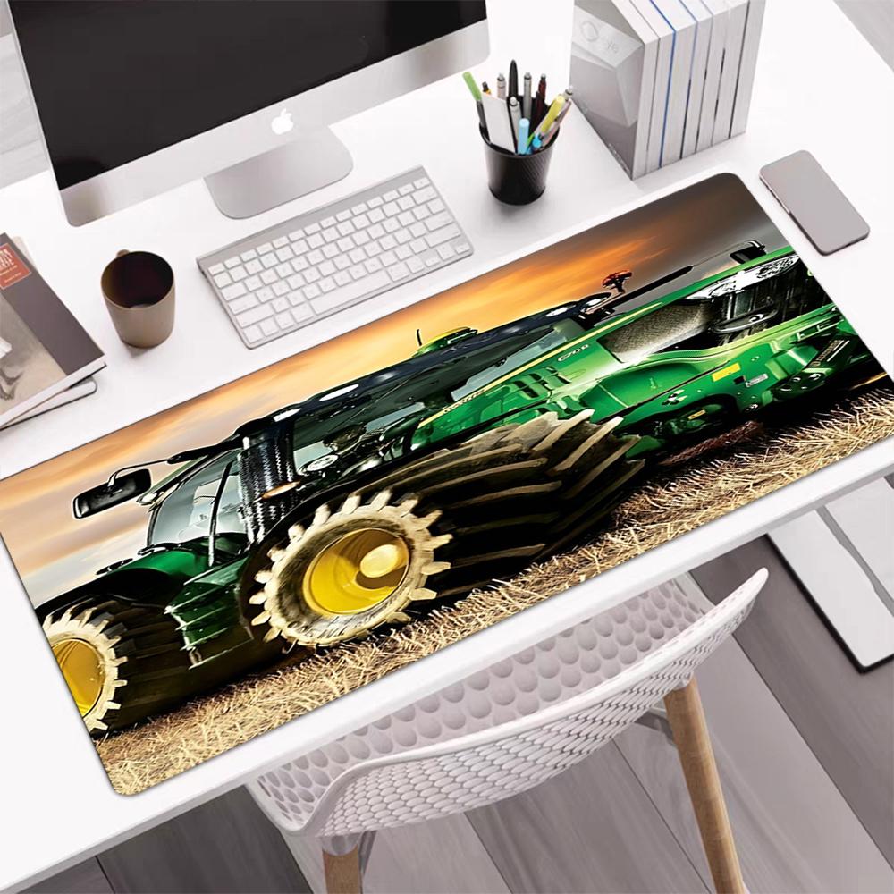Tappetino Mouse Tema Camion, Base in Gomma Antiscivolo, Multifunzionale per Ufficio e Casa, Perfetto per la Personalizzazione dello Spazio di Lavoro.
