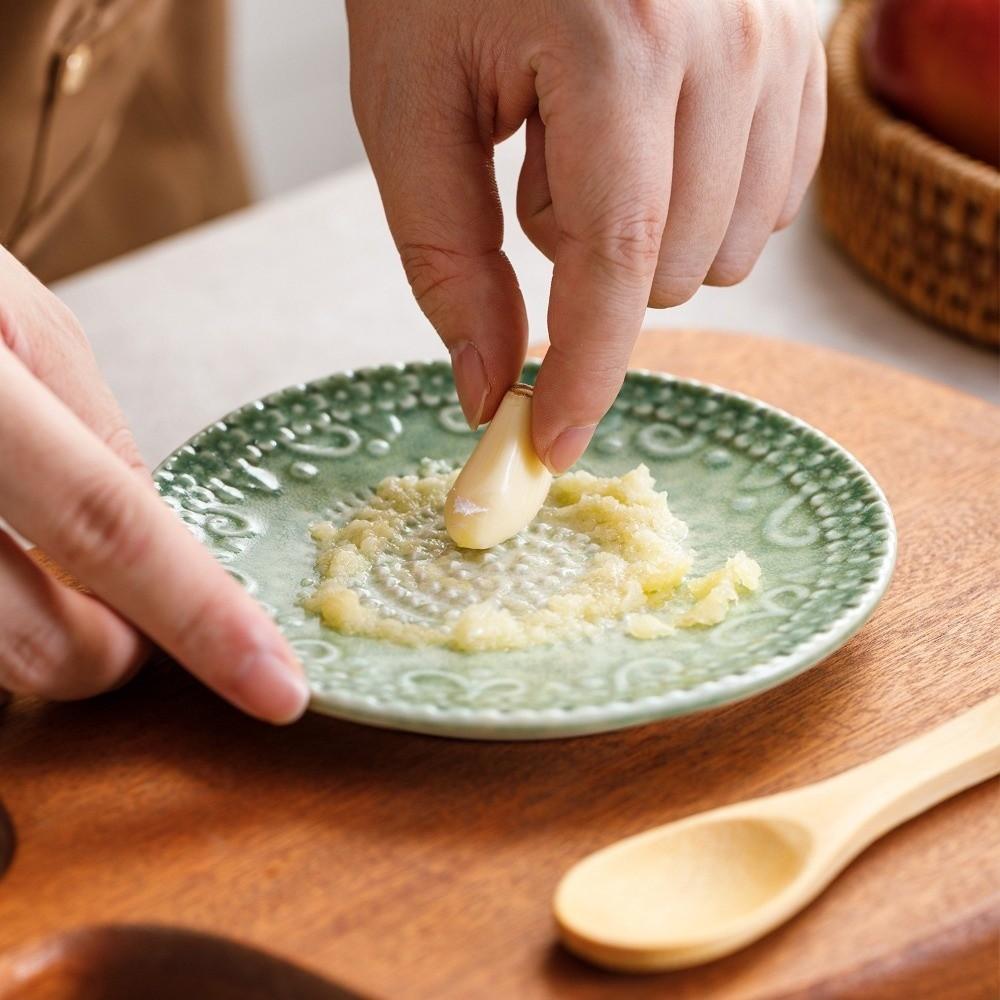 2-in-1 Round Vegetable Grinding Tool Glazed Hand Grinder Masher Ceramic Ginger Grater Restaurant