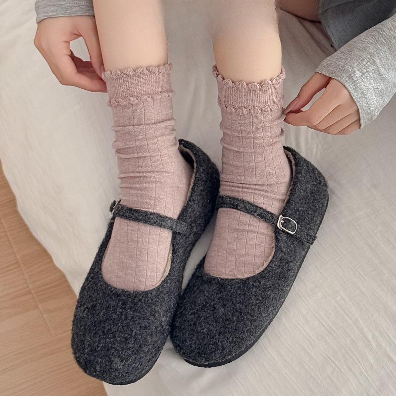 Simple and Versatile Solid-color Lace Pile-up Socks for Spring and Autumn, Trendy Pile-up Socks for Women