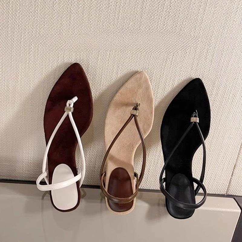 French Niche Can Wear Two Casual Pointed Sandals Women's New Versatile Temperament Low-heeled Flip-flops Cool Slippers