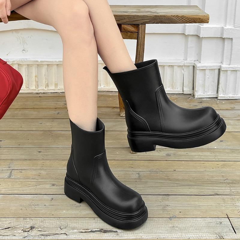 Medium Tube Rain Shoes Water Shoes Women's Rain Boots Thick-soled Adult Fashion Outer Wear Waterproof Outdoor Rainforest Hiking Water Boots Snow Boots
