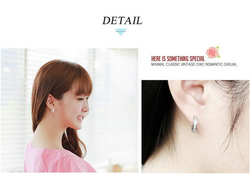 S925 Sterling Silver Sparkly Single Row Diamond Stud Earrings for Women