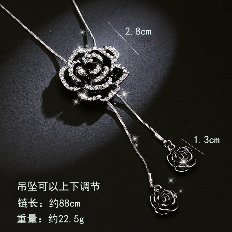 

Rose necklace sweater chain women s autumn and winter fashion Internet celebrity same high-end sweater chain new trendy long