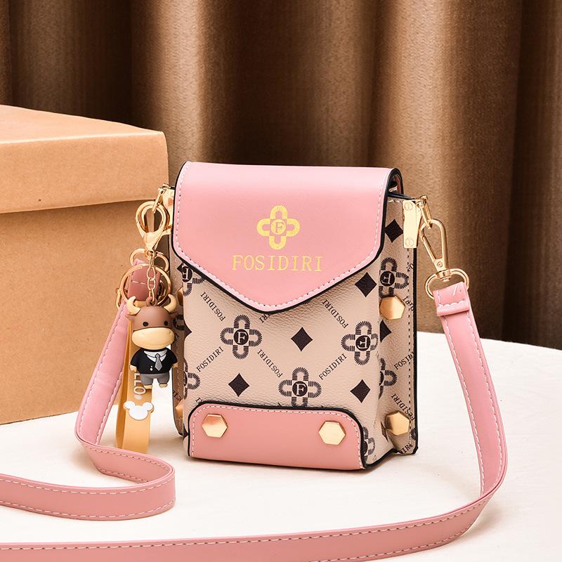 Popular women's small bags, women's summer niche new fashion versatile and explosive single shoulder portable messenger bag