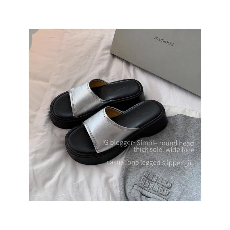 Chaussures à la mode et simples à tête ronde, semelle épaisse, surface large, pantoufles décontractées à une pédale pour femmes, été