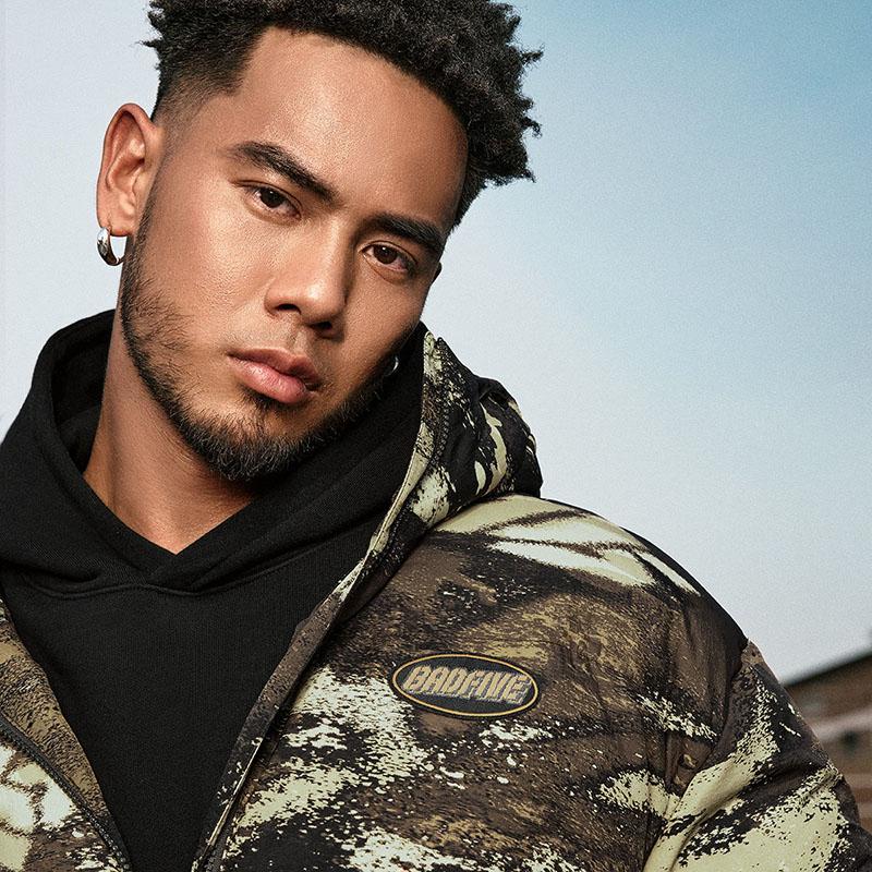 Li Ning Badfive Water-Resistant Comfortable Casual Minimalist Hooded Warm Versatile Zipper Short Loose Winter Down Jacket Men Jacket AYMU197-5