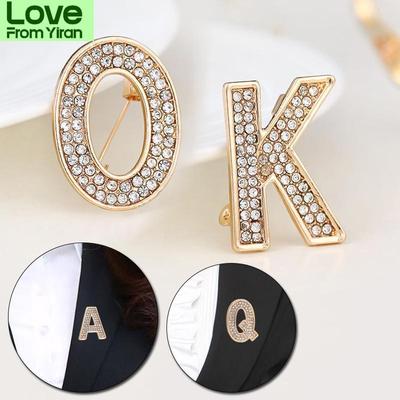 Kreative Mode Unisex Kristall Englisch Buchstaben Design Broschen Pins Strass Alphabetische Buchstaben Brosche Hemd Kragen Pins
