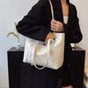 Street Style Large Capacity Bag For Women With Pu Material And Zipper Closure For Daily Use