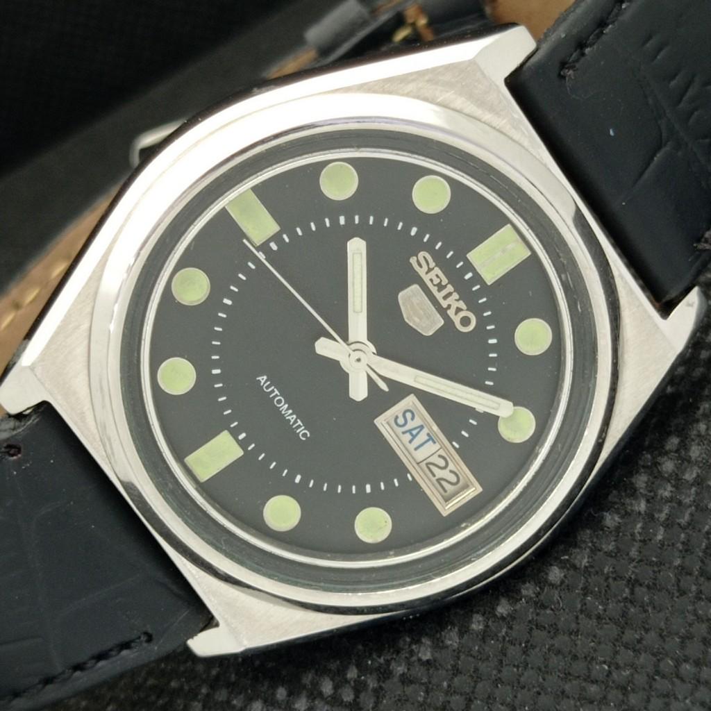 

Б/У винтажные часы SEIKO 5 AUTOMATIC 7009A JAPAN MENS D/D BLACK WATCH 585-a307841-9 SKU585-a307841