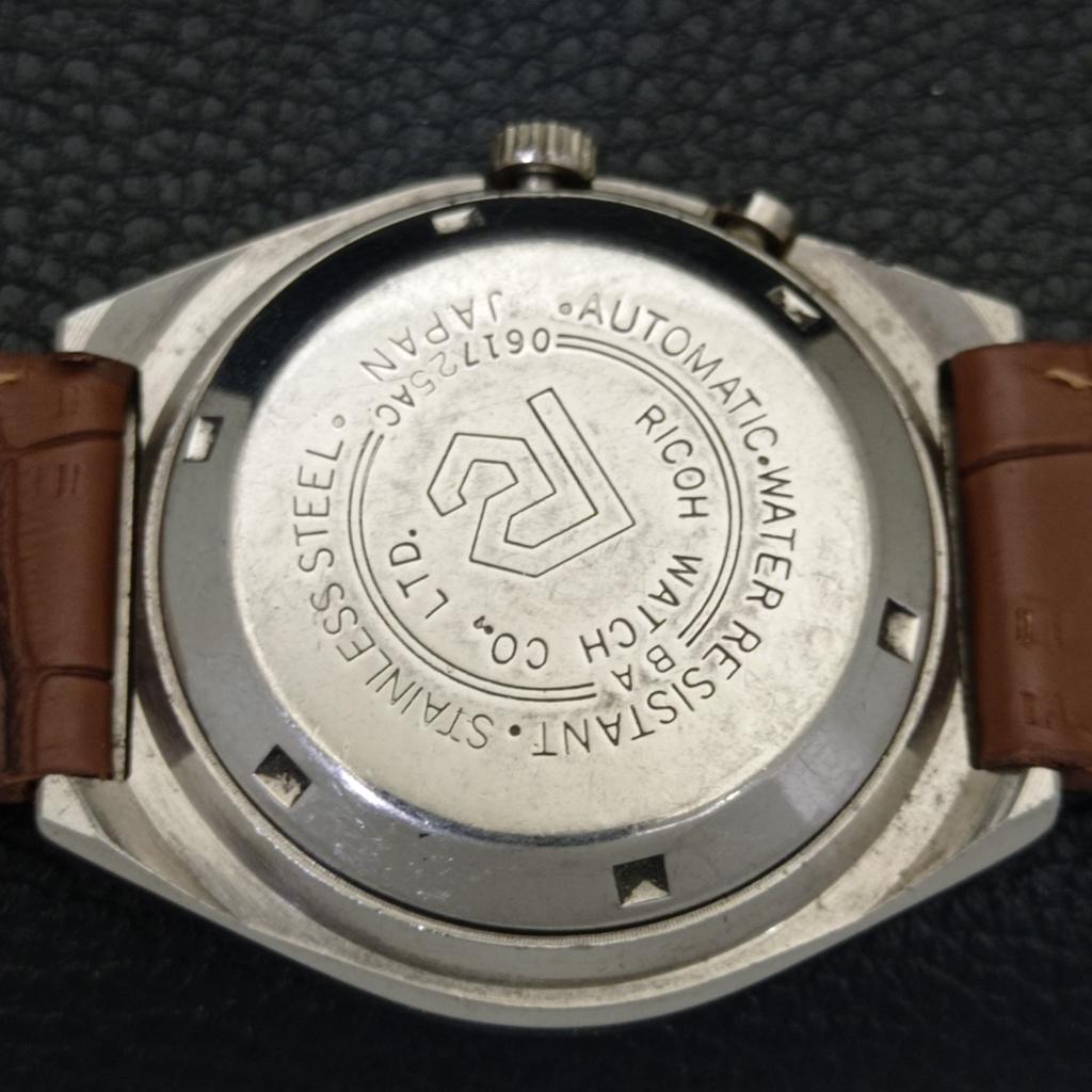 Ricoh R31 AUTOMATIC JAPAN MENS VINTAGE SILVER COLOR DIAL WATCH A701926-5 R207-a701926