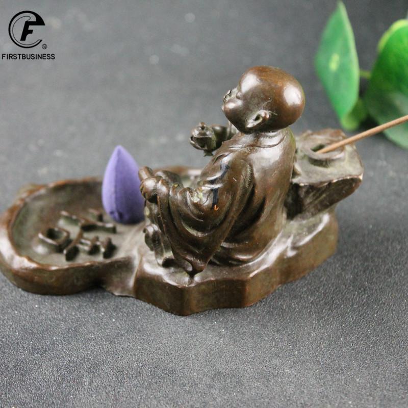 Vintage Brass Buddha Zen Statue Little Monk Sitting Candle Holder Desk Decoration Ornament Sculpture Home Office Desk Decor Gift