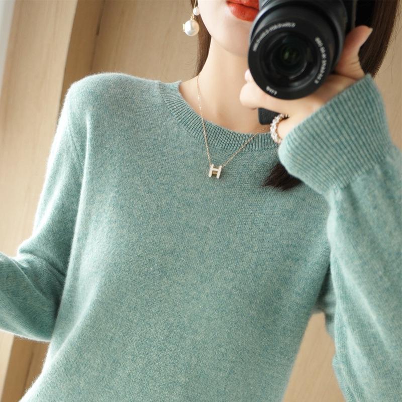 Dámský podzimní pletený svetr - Kulatý výstřih, Dlouhý rukáv, Jednobarevný, Všestranný volný střih