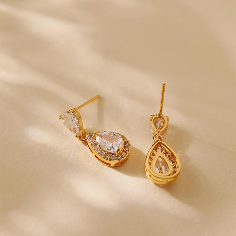 Exquisite Water Drop Shape Zircon Full Diamond Gold Plated Daily Fashion Earrings For Women