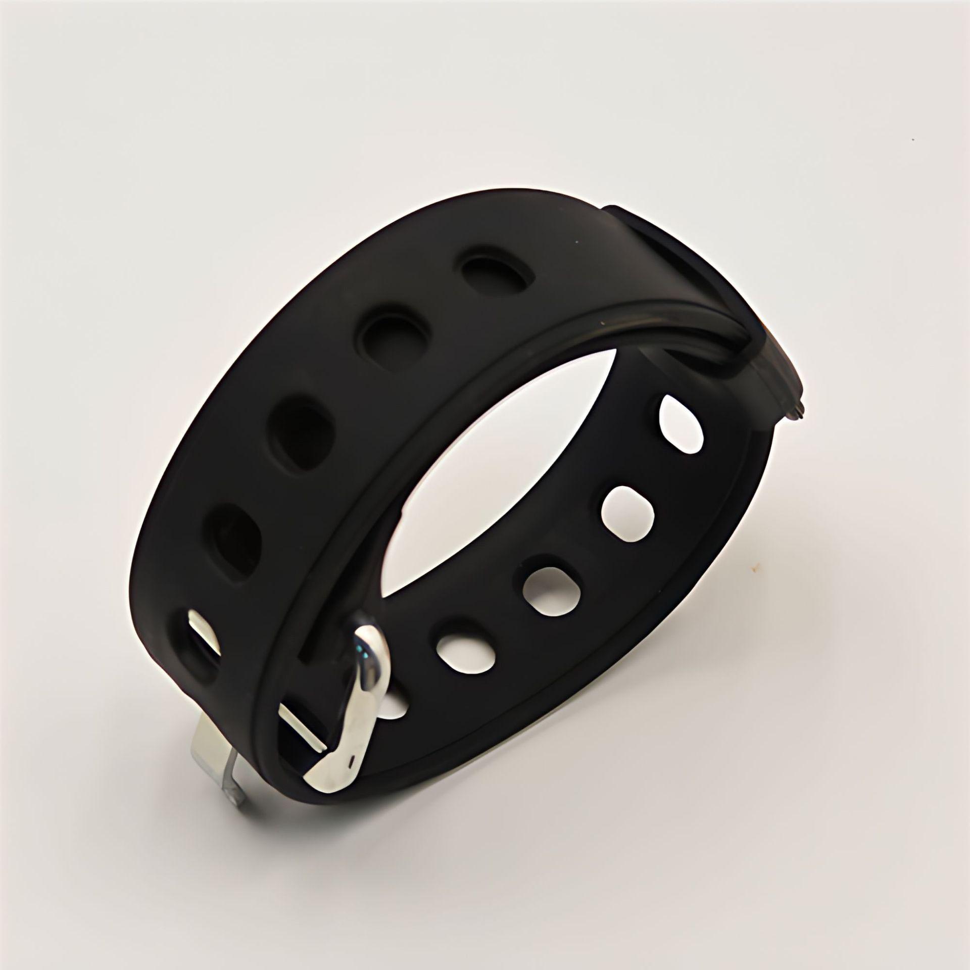 

Spot Stock Multi-functional Drawstring Silicone Rope Tie for Outdoor Activities
