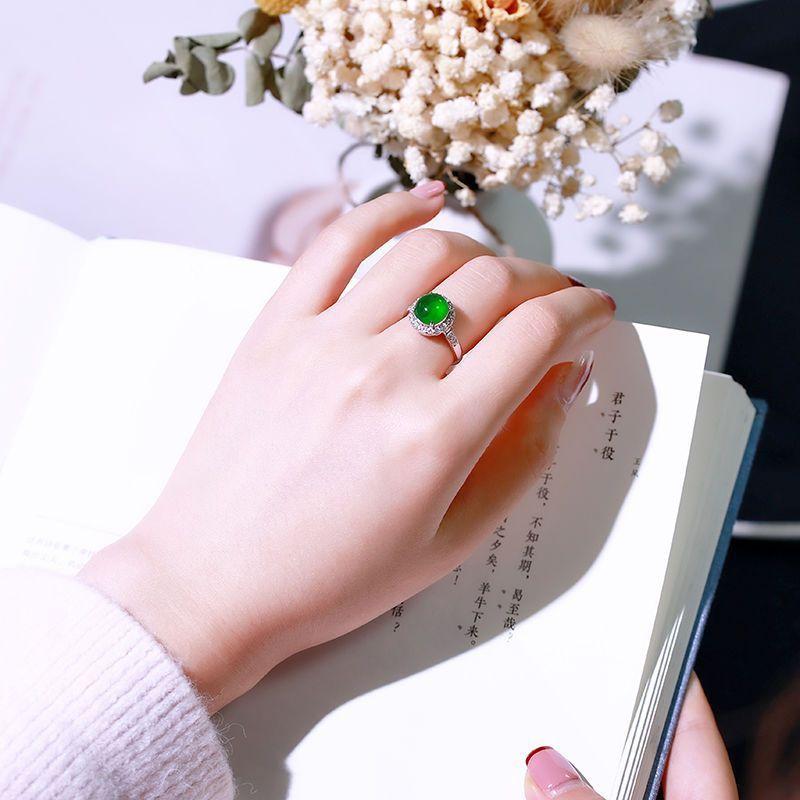 Natural Green Chalcedony Circular Rings for Women Silver 925 Inlaid with Diamonds Classic Fashion Ring Banquet Jewelry Gift