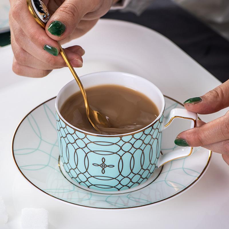 Simple Light Luxury English Afternoon Tea Set Household Bone China Teapot Set Small Luxury Exquisite Coffee Cup