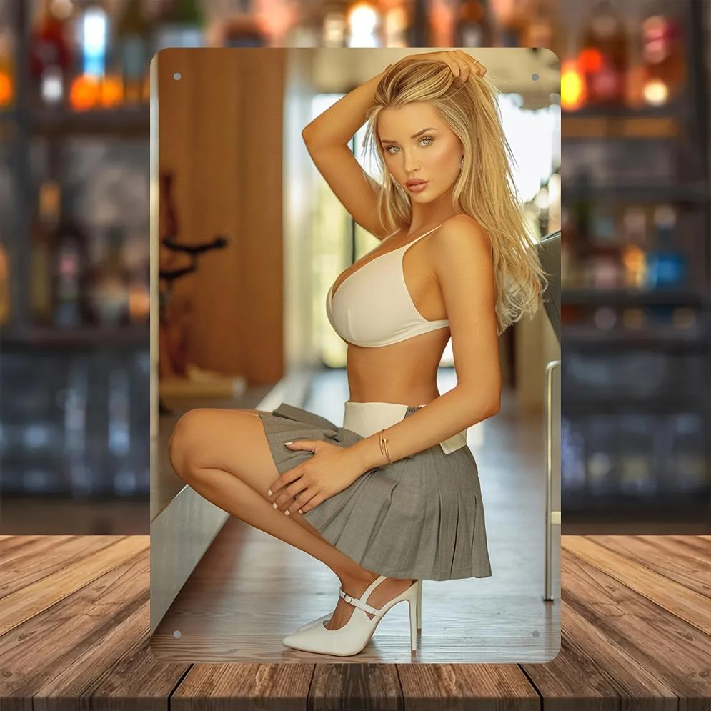 Vintage Metall Blechschild Blondes Mädchen Poster für Man Cave Bar Garage Wanddekor
