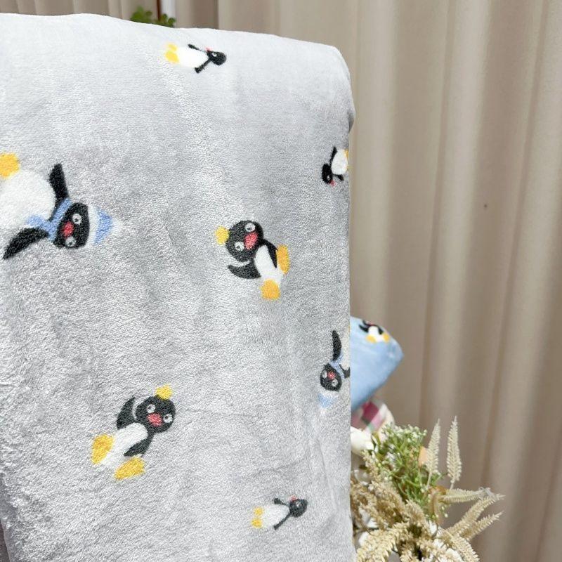 Cartoon Flannel Throw Blanket | Thick, Non-Shedding, All-Season Use for Dorms, Sofas, Cars