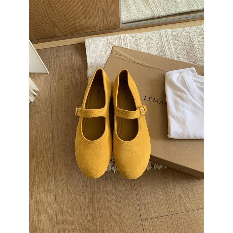 

2025 spring new evening breeze gentle single shoes retro shallow mouth beanie ladyshoes French flat Mary Jane women s shoes 39 жёлтый