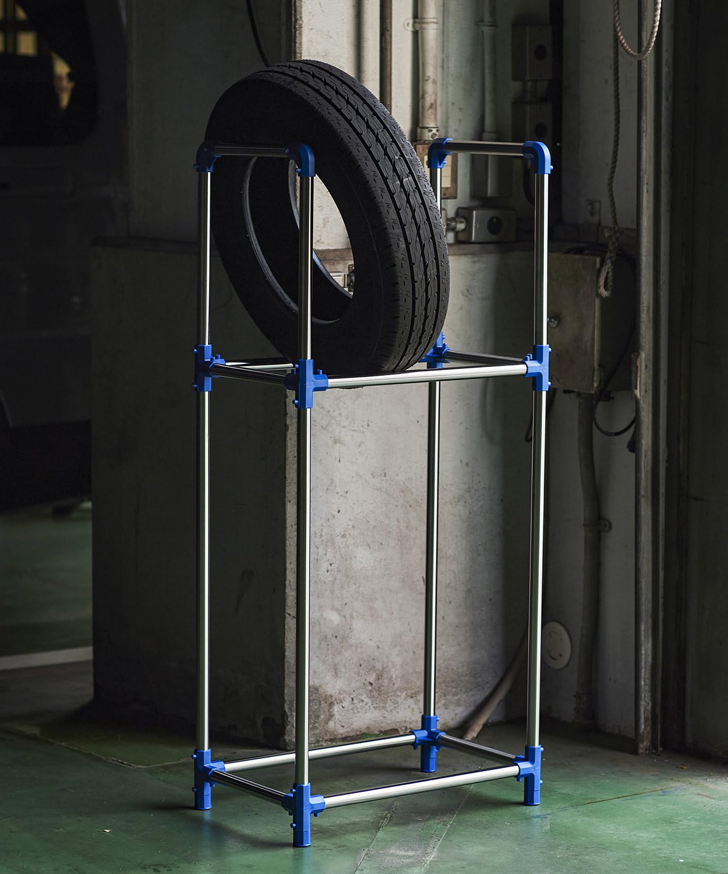 

GORDON MILLER Stainless Steel Tire Rack, Holds 4 Tires, Medium Size, Fits Tires Up to 235mm Wide, Blue, 1557817