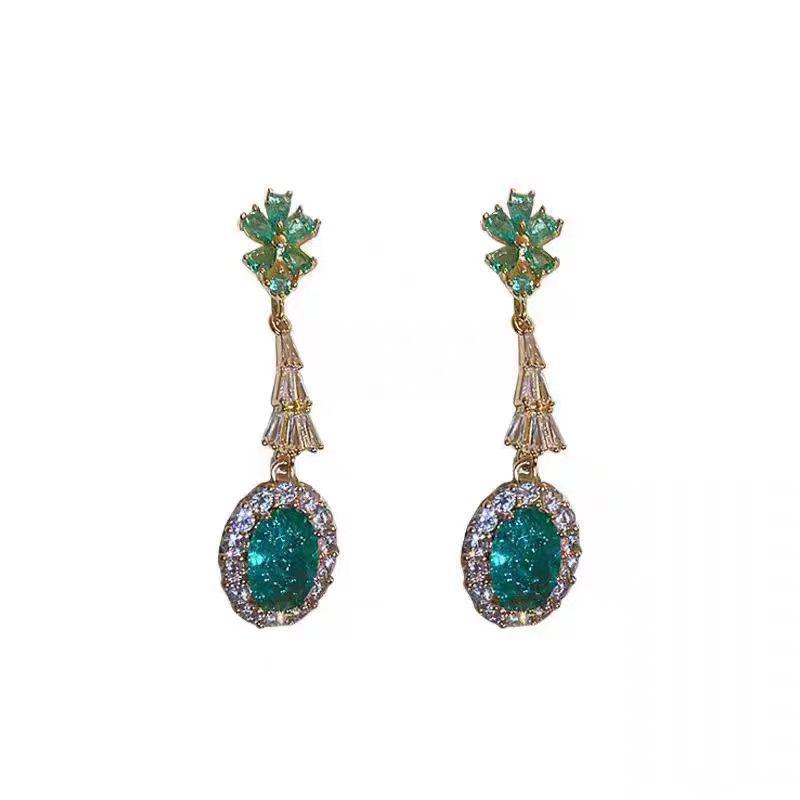 Vintage French Luxury Zirconia Tassel Earrings: High-End Versatile Design for Women