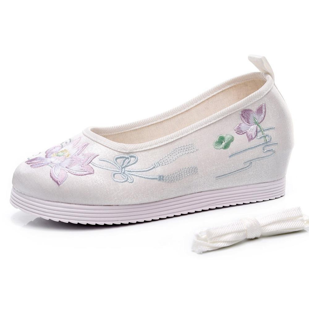 Fashion Inner Height Increasing Wedge Shoe Women Ethnic Style Retro Chinese  Round Head Hanfu Wedding Shoes