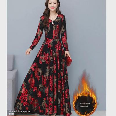Women's Velvet Thickened Dress with Pockets for Autumn/Winter - Stylish Long Skirt for Middle-Aged and Elderly