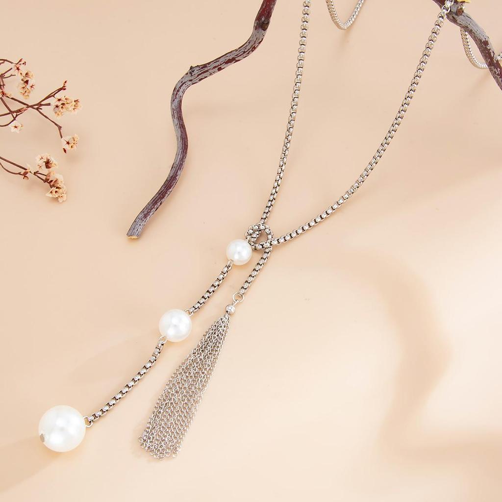 Fashion Snake Bone Chain Imitation Pearl Women's Necklace Exaggerated Gold Long Flowing Su Adjustable Necklace Party Jewelry