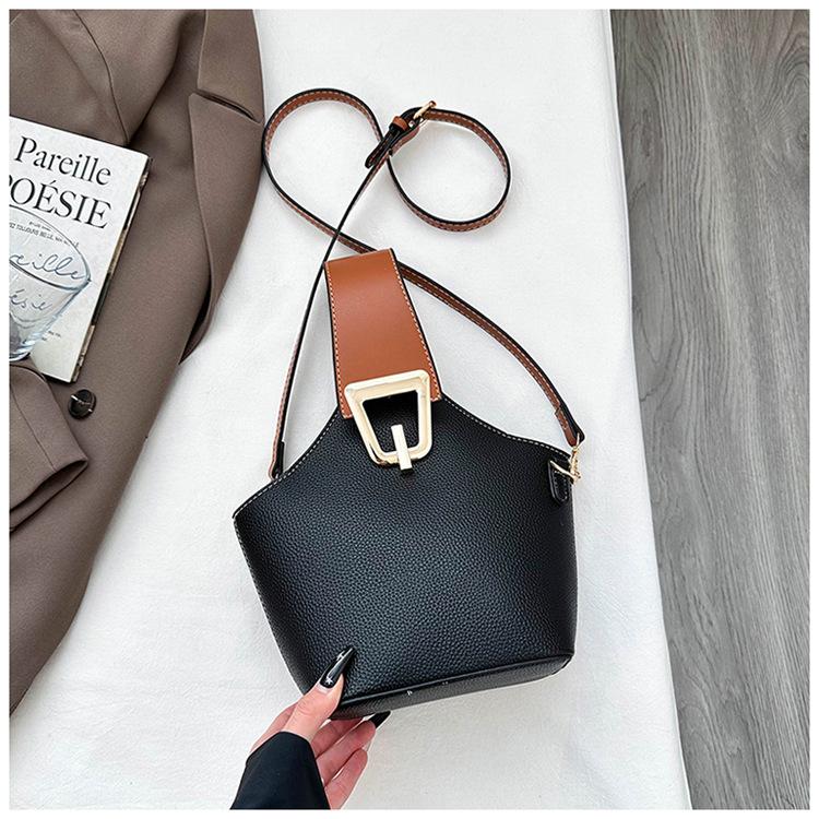 

New niche design bag women s casual simple contrasting color shoulder bucket bag trendy fashion texture handbag чёрный