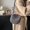 New cute plush bag autumn and winter fashion versatile women's shoulder bag solid color simple going out messenger mobile phone bag