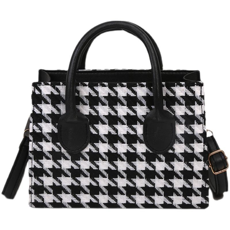 New autumn new plaid portable small bag women's new trend fashion casual shoulder messenger bag