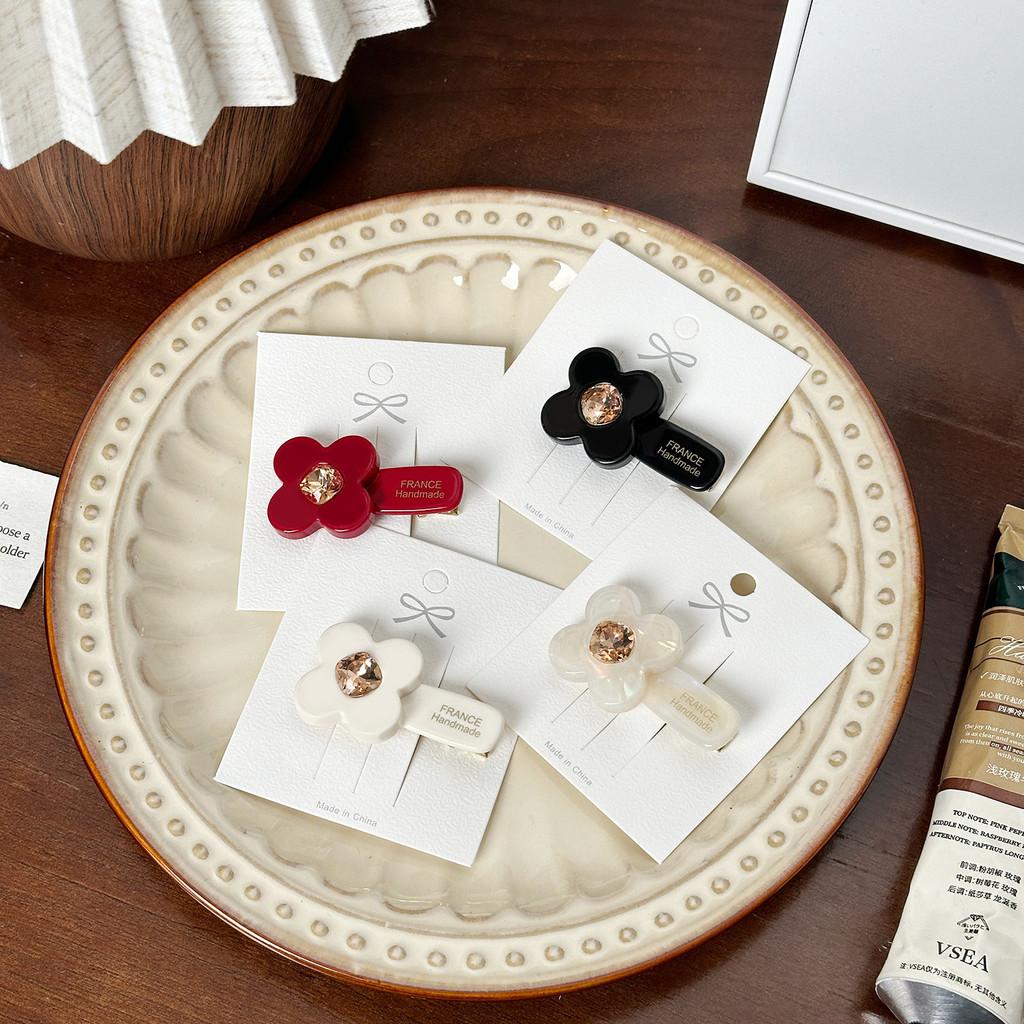 Floral Crafted Beautifully Mini Hair Clips With Sparkling Rhinestones For A Chic Daily Look